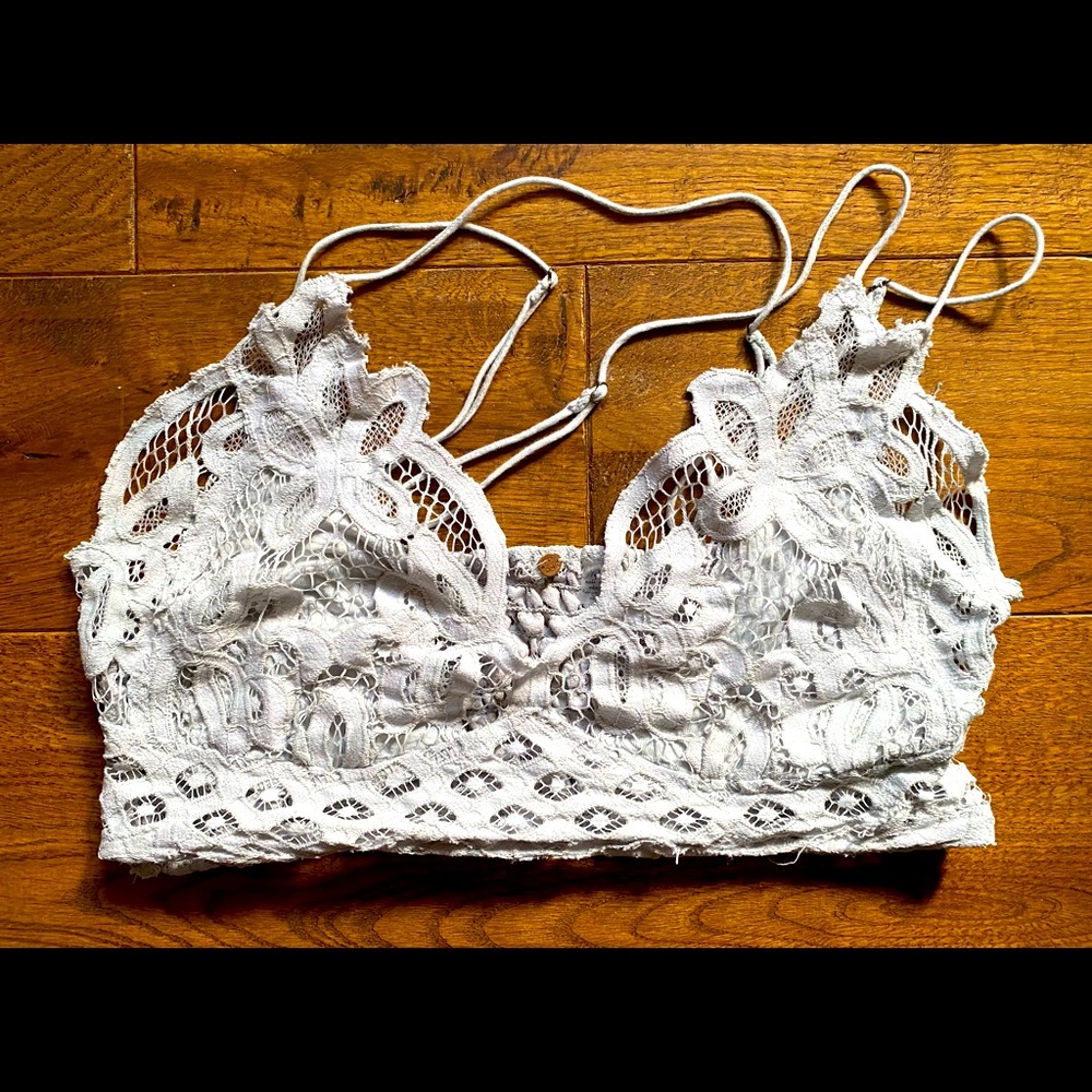 FREE PEOPLE LACE BRALETTE